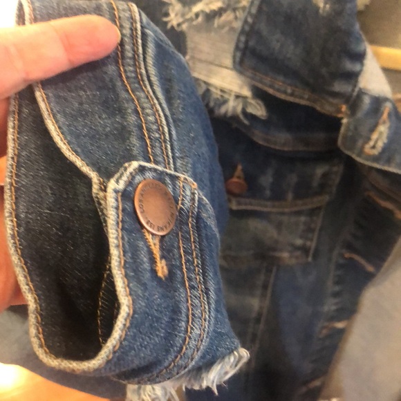 Risen plus size Jean jacket - Picture 2 of 9